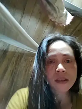 Tuyet xx online show from 7, 10, 2025