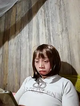 Tuyet xx online show from 2, 11, 2025