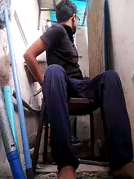 sexybobby13 online show from 13, 10, 2025