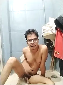 sexybobby13 online show from 7, 11, 2025