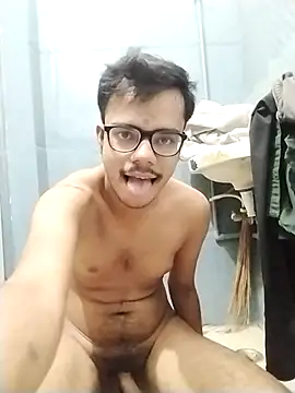 sexybobby13 online show from 28, 10, 2025