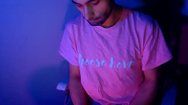 Snapshot of highinhtxx chatting on 30, 10, 2025 highinhtxx online show from 30, 10, 2025