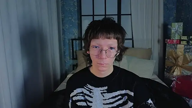 Snapshot of TommieHi chatting on 29, 11, 2025 TommieHi online show from 29, 11, 2025