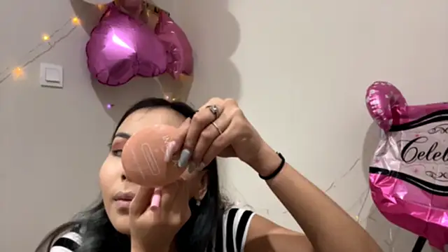 CarollFalick online show from 25, 10, 2025