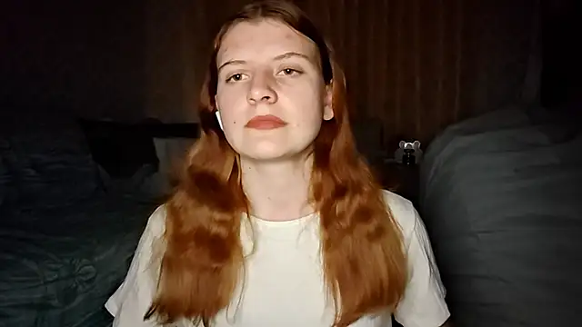 LynteriLain online show from 27, 10, 2025