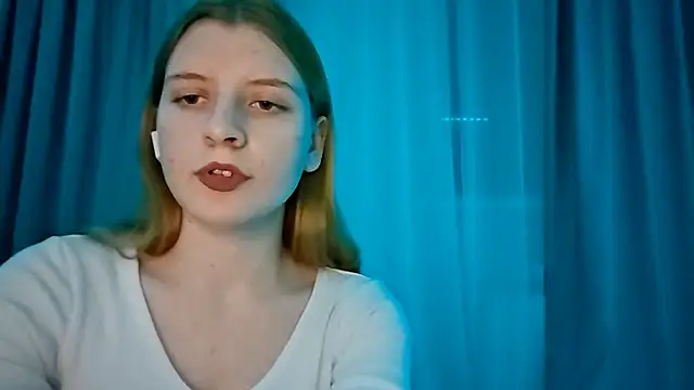 LynteriLain online show from 12, 11, 2025