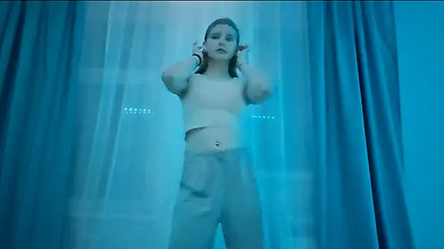 LynteriLain online show from 20, 11, 2025