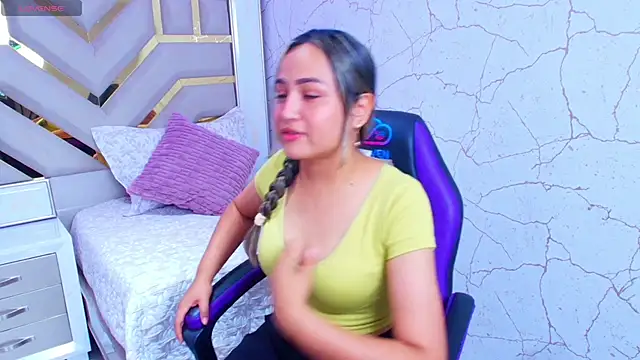 lila cute1 online show from 29, 10, 2025