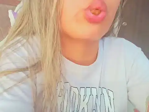 lila cute1 online show from 4, 10, 2025