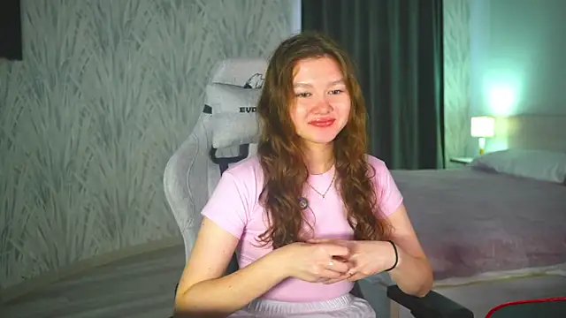 LewisThrone online show from 29, 9, 2025