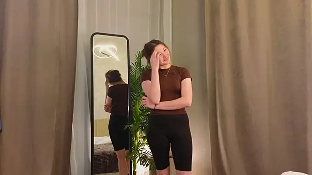 LewisThrone online show from 12, 10, 2025