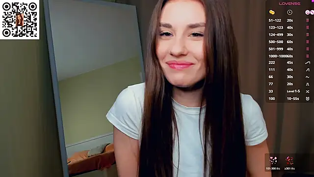 MinaRuzzo online show from 15, 11, 2025