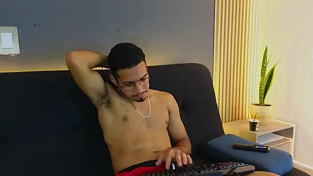 Jaybrown  1 online show from 10, 10, 2025