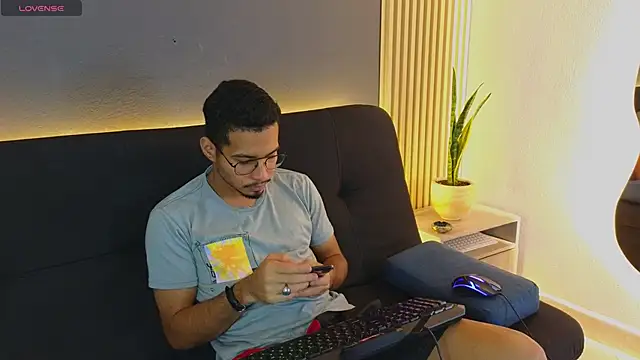 Jaybrown  1 online show from 19, 10, 2025