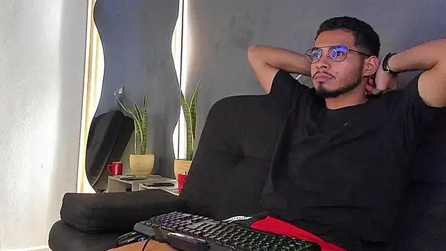 Jaybrown  1 online show from 31, 10, 2025