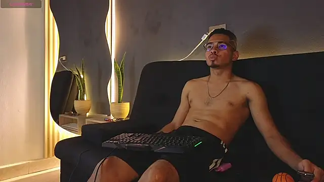 Jaybrown  1 online show from 8, 11, 2025