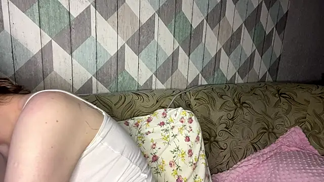 RebelKitsune online show from 4, 12, 2025