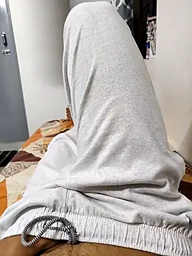 Mallu kalikar 69 online show from 8, 11, 2025