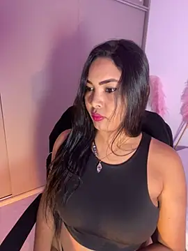 EmilyZuits online show from 24, 11, 2025