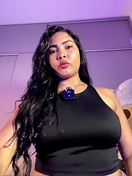 EmilyZuits online show from 4, 10, 2025