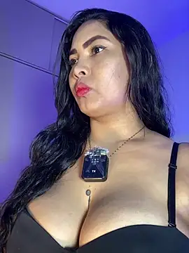 EmilyZuits online show from 21, 10, 2025