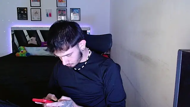 Snapshot of Sebasxxl12 chatting on 11, 2, 2026 Sebasxxl12 online show from 11, 2, 2026