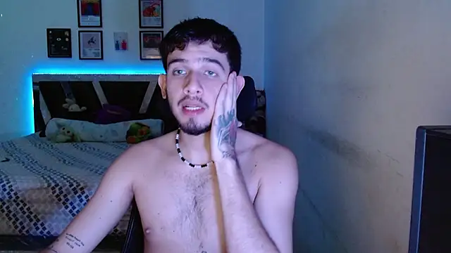 Snapshot of Sebasxxl12 chatting on 8, 2, 2026 Sebasxxl12 online show from 8, 2, 2026