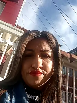 chloe  Jones  online show from 11, 11, 2025