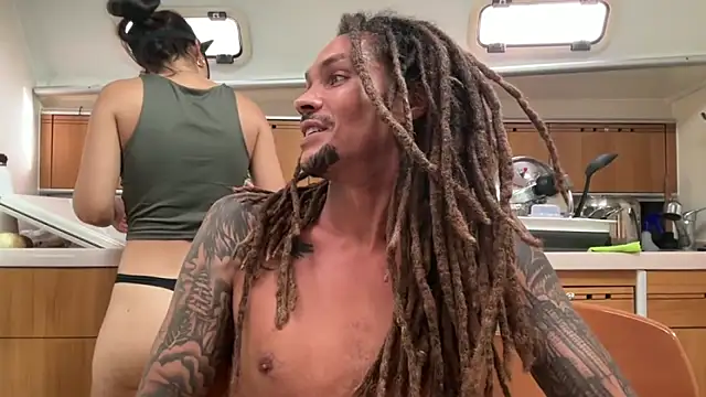 Monk and Mia online show from 12, 10, 2025