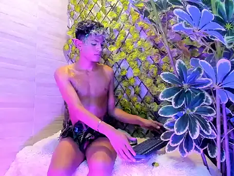 Snapshot of Sammy_Millers chatting on 18, 12, 2025 Sammy Millers online show from 18, 12, 2025