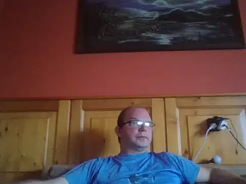 Rado2812 online show from 5, 10, 2025