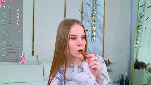 Lili Lohan online show from 1, 11, 2025