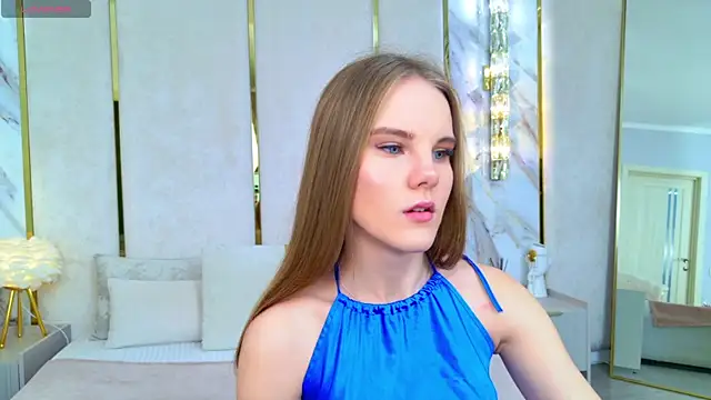 Lili Lohan online show from 14, 10, 2025