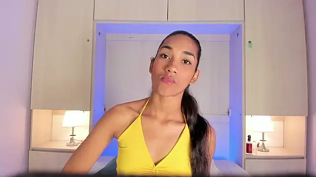 AnahiCollins online show from 8, 1, 2026