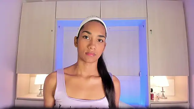 Snapshot of AnahiCollins chatting on 19, 1, 2026 AnahiCollins online show from 19, 1, 2026