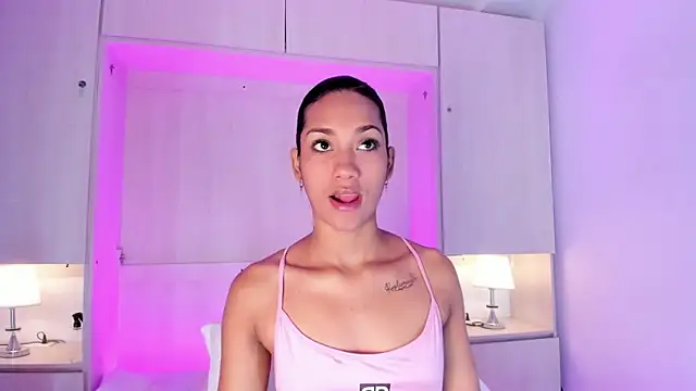 Snapshot of AnahiCollins chatting on 16, 6, 2026 AnahiCollins online show from 16, 6, 2026