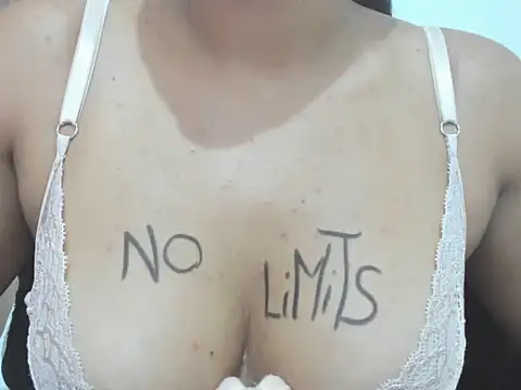 Valentinahot7 online show from 22, 10, 2025