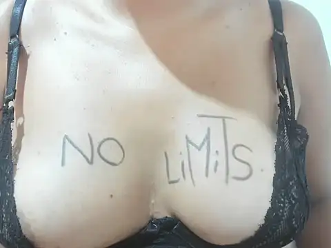 Valentinahot7 online show from 16, 1, 2026