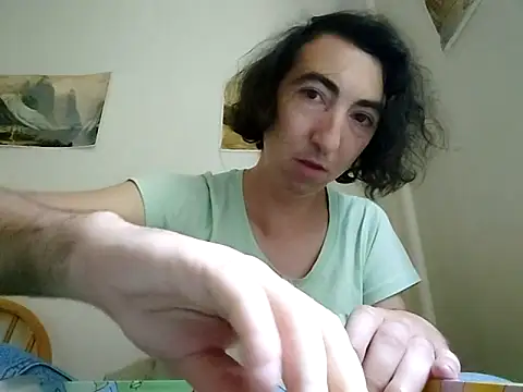 Cuminsideme8 online show from 11, 9, 2025