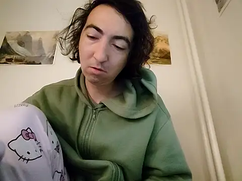 Cuminsideme8 online show from 18, 9, 2025