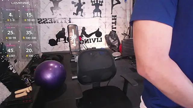 Snapshot of DyllanCooper chatting on 1, 12, 2025 DyllanCooper online show from 1, 12, 2025