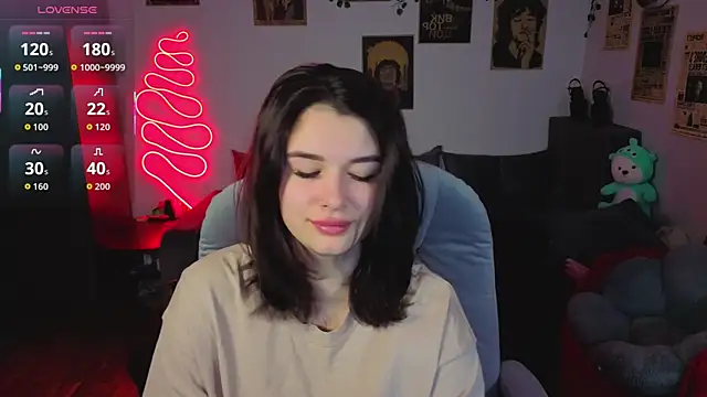 kira kick online show from 15, 11, 2025