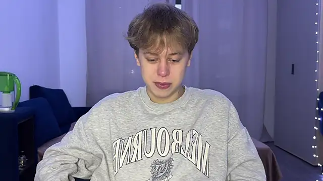  bee boy  online show from 26, 11, 2025