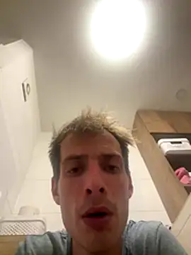 hot97411 online show from 22, 10, 2025