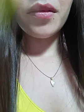 EmmaValencia  online show from 8, 5, 2026