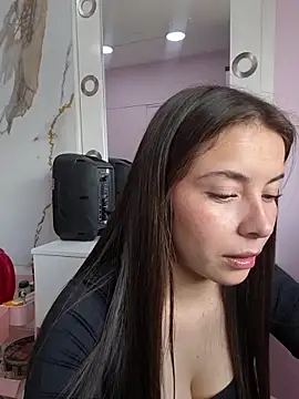 EmmaValencia  online show from 26, 3, 2026