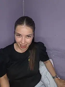 EmmaValencia  online show from 9, 3, 2026