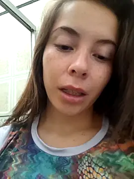 Snapshot of EmmaValencia_ chatting on 29, 10, 2025 EmmaValencia online show from 29, 10, 2025