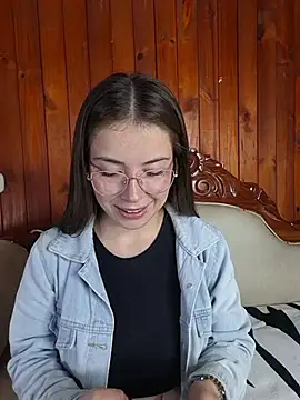 Snapshot of EmmaValencia_ chatting on 12, 1, 2026 EmmaValencia online show from 12, 1, 2026