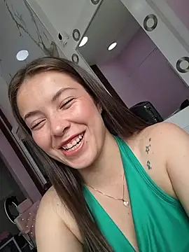 EmmaValencia  online show from 17, 3, 2026